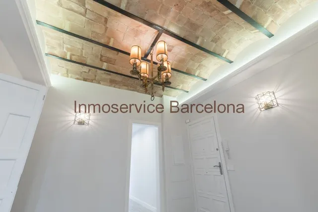ESPECTACULAR PISO EN EL CENTRO DE BARCELONA — 27