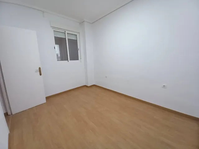 Bonita vivienda en la calle Salamanca — 12
