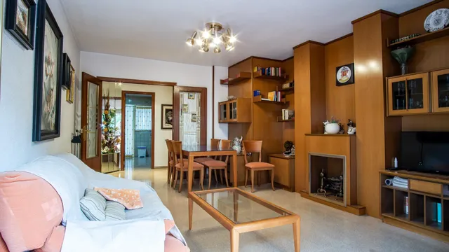 Piso en Elda, con amplia terraza y vistas a parque y jardín — 4