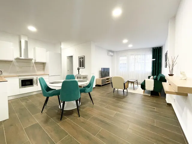 Vende Piso Precioso y Recién Reformado - foto 3
