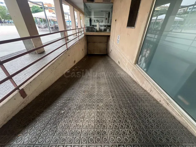 ¡¡ PLAZA DE PARKING EN EL CENTRO DE VILANOVA I LA GELTRÚ !! - foto 5