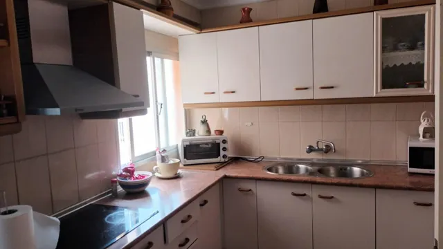 Amplio piso de 3 dormitorios con terraza, vistas despejadas y ascensor en cruz del humilladero — 15