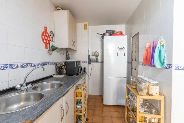 Amplia vivienda VPO con terraza, garaje y excelente ubicación junto a Avenida Juan Pablo II — 31