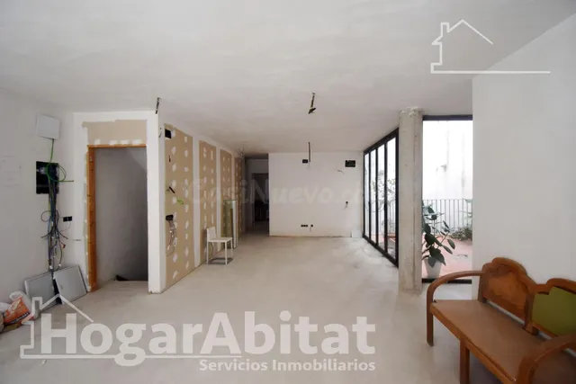 ¡Perfecto para invertir! Casa de cuatro alturas para reforma - foto 4