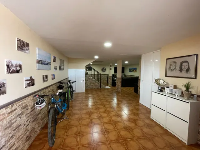 ESPECTACULAR UNIFAMILIAR EN LA AVENIDA AL ANDALUS — 47