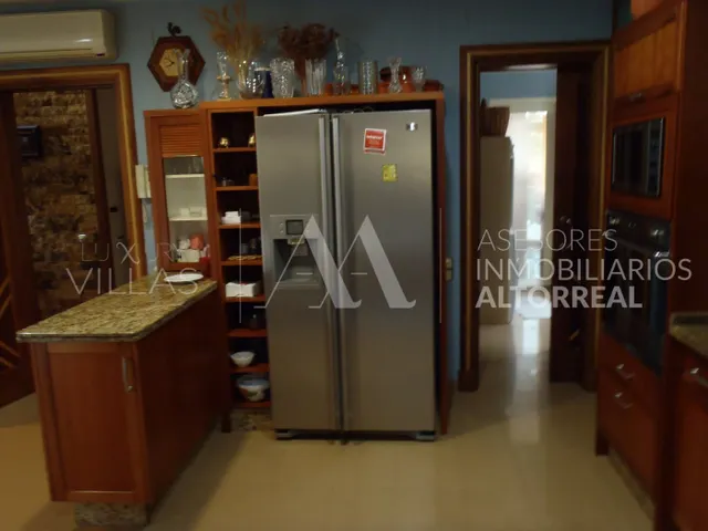 VILLA DE LUJO EN ALTORREAL — 12
