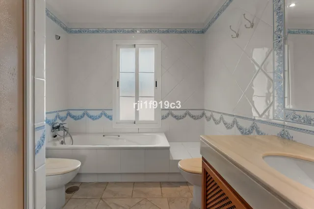 Chalet 4 habitaciones 571m² en venta - Marbella — 40