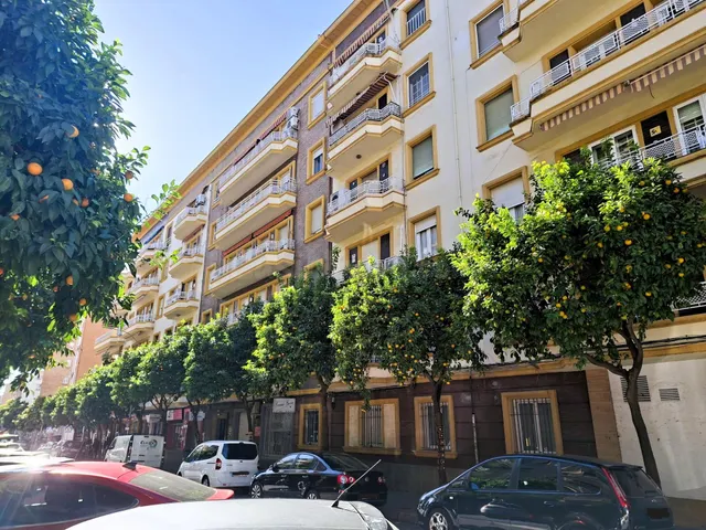 Piso en Nervión. Zona Eduardo Dato C/ Ventura de la Vega. Co