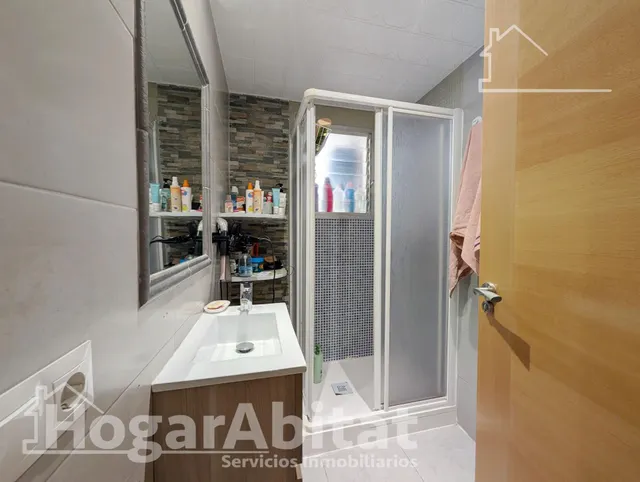 ¡ubicación ideal! amplio, luminoso y exterior con balcón, todo amueblado — 43