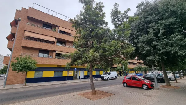 PLAZA DE APARCAMIENTO EN AVENIDA CAÑITO BAZÁN — 9