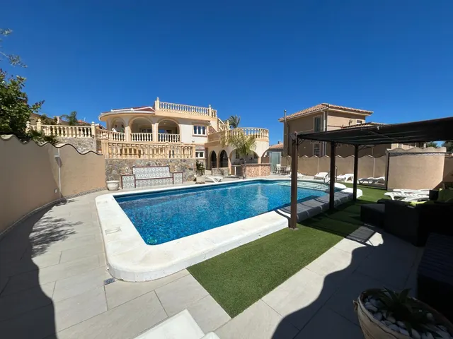 Villa 5 habitaciones 246m² en venta - Centro de la Ciudad Quesada — 26