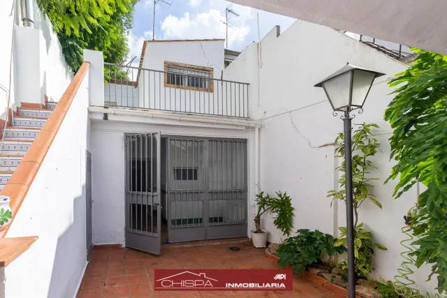 Casa de pueblo en el casco urbano de Nàquera — 12