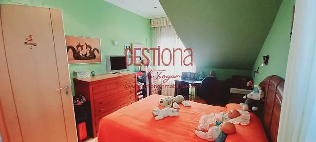 CHALET CON PISCINA PRIVADA. MERUELO. — 20