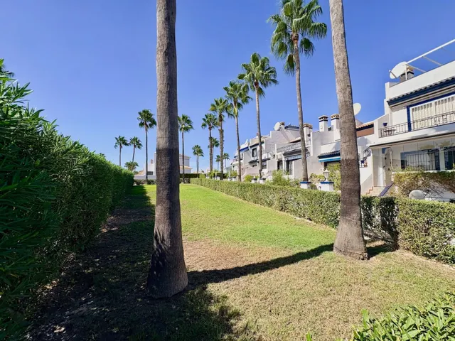 Duplex de 2 dormitorios y 2 baños en los dolses (orihuela costa) — 24