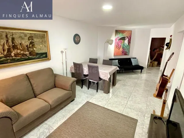EN VENTA PISO EN PRIMERA LINEA DEL MAR - foto 4