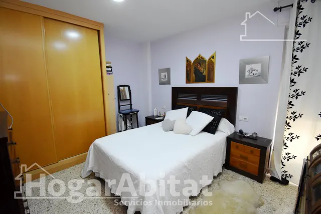 MUY AMPLIO CON GARAJE Y BALCÓN EN EL CENTRO — 22