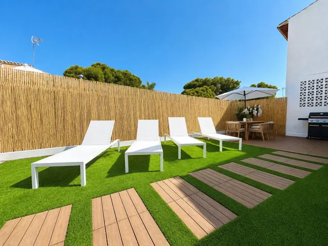 Villa de 4 dormitorios 2 baños en punta prima ( orihuela costa ) — 9