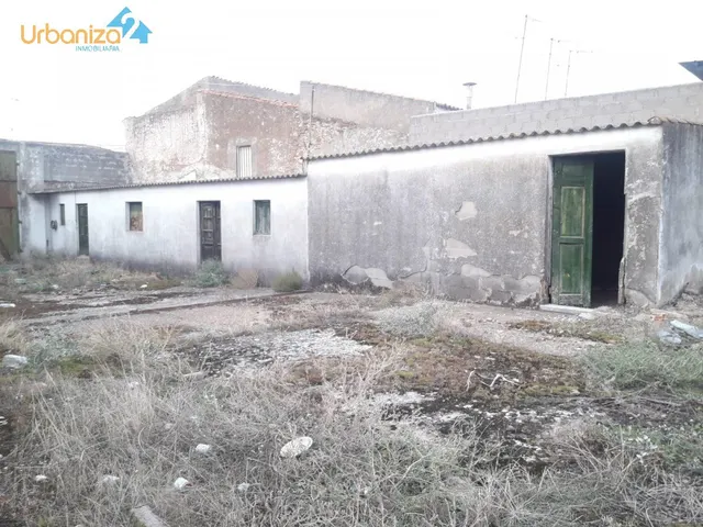 SOLAR URBANO EN OLIVENZA. situación INMEJORABLE!! — 8
