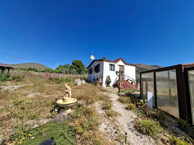 ¡¡ VENTA DE NEGOCIO CASAS MADERA EN LA ROMANA !! - foto 4