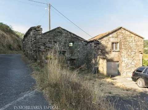 Casa para reconstruir en Cotobade: Tu refugio rural soñado ✨