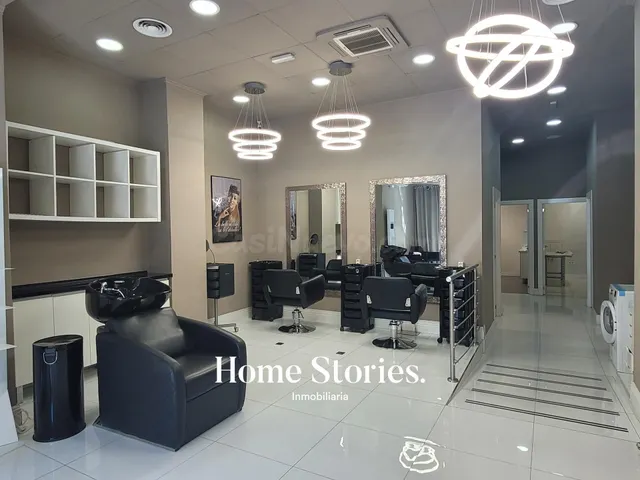 Local comercial 3 habitaciones 120m² en venta - Camins al Gr