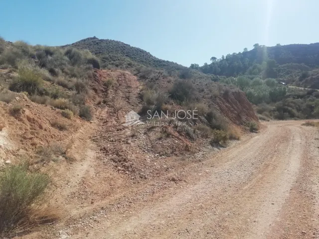 SE VENDE PARCELAMUY CERCA DEL PUEBLO DE MACISVENDA — 4