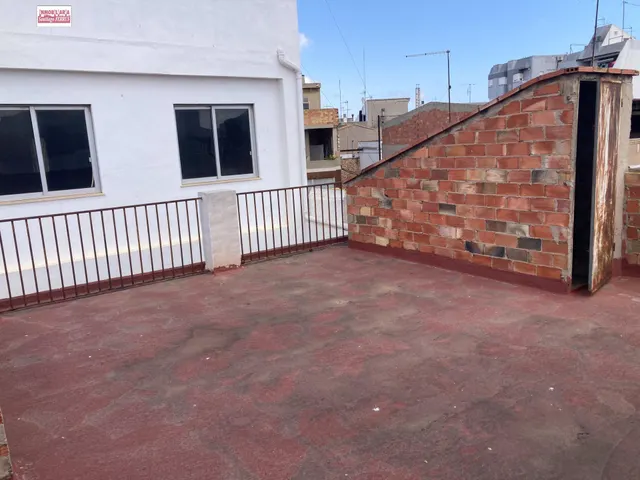 VENTA DE EDIFICIO FAMILIAR EN BENIFAIO (VALENCIA) — 32