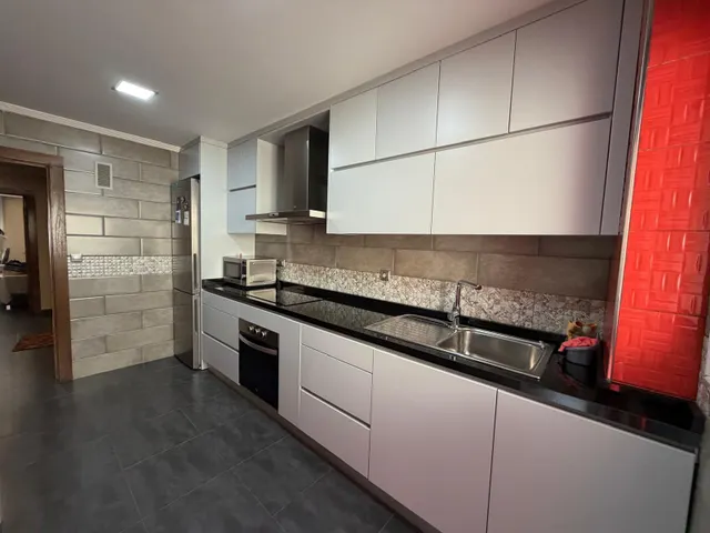 AMPLIO PISO DE 3 DORMITORIOS CON AMPLIA TERRAZA - ZONA BENIEL - — 6