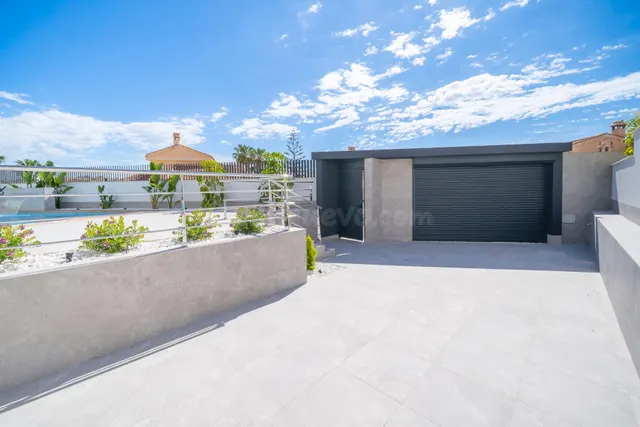 Villa 4 habitaciones 203m² en venta - La Marquesa — 3