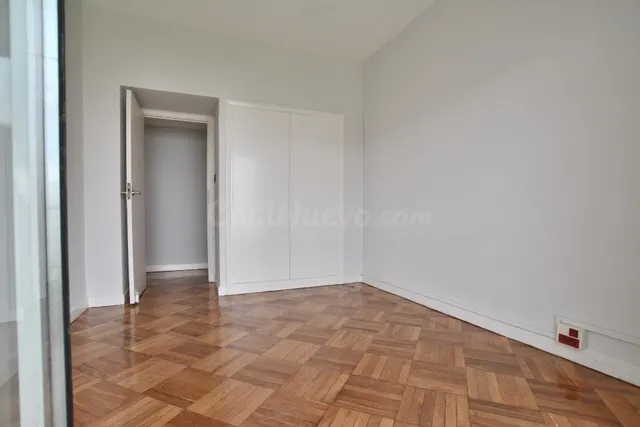 SE ALQUILA OFICINA DE 12M2 EN PLENO PASEO DE LA CASTELLANA - foto 3