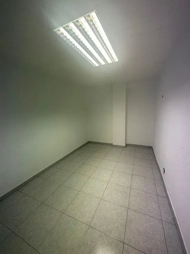 AMPLIO LOCAL EN ALQUILER — 7