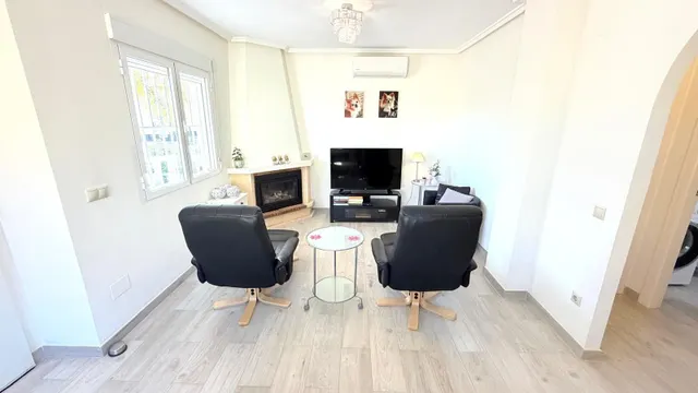 Casa 3 habitaciones 88m² en venta - Ciudad Quesada - foto 3