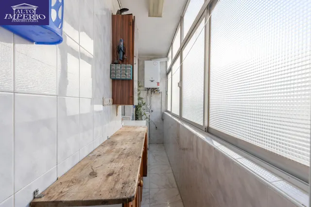 Estupendo piso  en la última planta en calle doctor azpitarte — 17