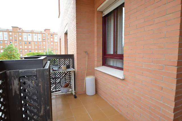 Espectacular piso de 5 habitaciones, garaje, terraza... junto Av. Aeropuerto y Vista Alegre!!! — 12