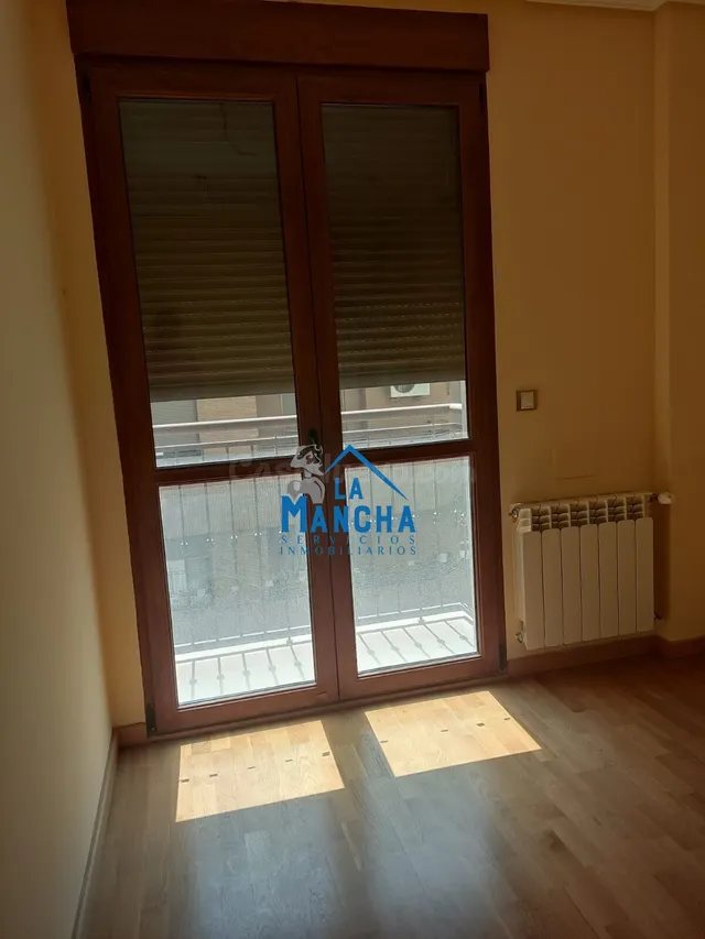 *380.000€* INMOBILIARIA LA MANCHA VENDE PISO EN PLENO CENTRO - foto 4