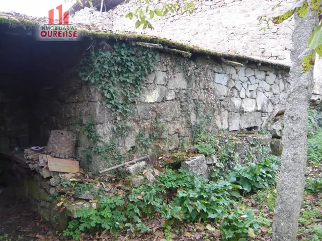 CASA CON ENCANTO PARA REFORMAR — 5