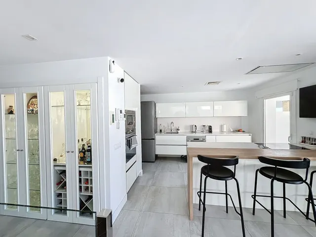 Adosado 3 habitaciones 358m² en venta - Centro — 38