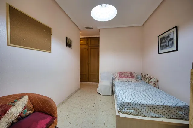 PISO CON GARAJE Y TRASTERO JUNTO A PLAZA LA VIÑA — 15