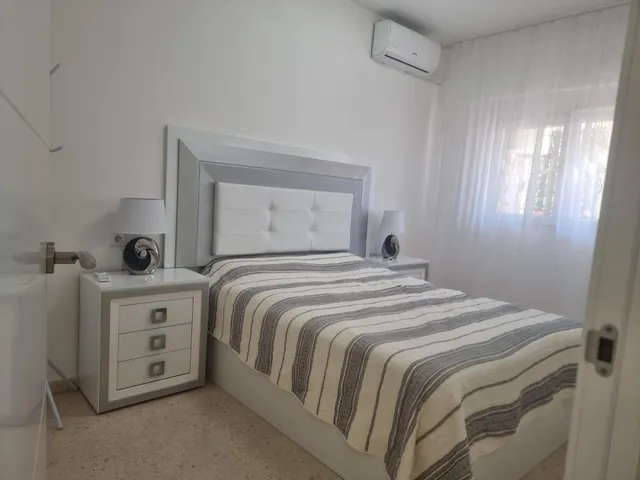 Acogedor Apartamento Reformado a Pocos Pasos de la Playa en Torrevieja — 24