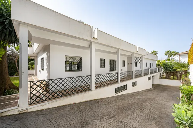 Chalet 4 habitaciones 682m² en venta - Marbella — 24