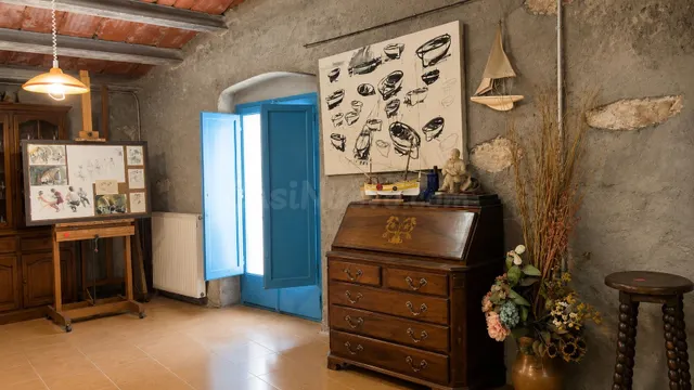 Casa histórica con grandes espacios en Llançà — 28