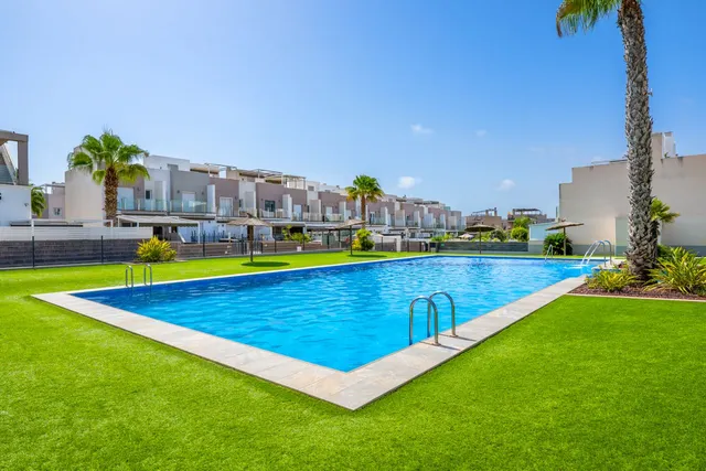 Casa 4 habitaciones 158m² en venta - Aguas Nuevas — 44