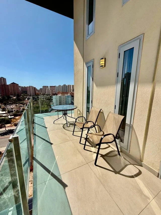 APARTAMENTO REFORMADO CON LICENCIA TURÍSTICA Y PISCINA EN LA CALA DE FINESTRAT — 4