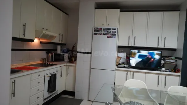 Piso 4 habitaciones 150m² en venta - Santa Catalina - foto 2