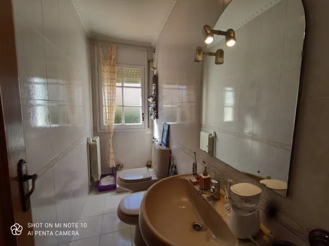 IMPRESIONANTE CHALET EN EL CENTRO DE VENDRELL — 35