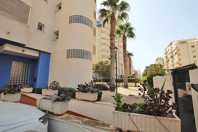 Apartamento 3 habitaciones 72m² en venta - Avenida del puerto — 26