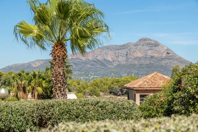 Villa vitalis · arquitectura, luz y bienestar privado frente al montgo javea — 22