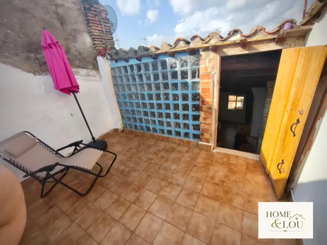 Casa con encanto para reformar en el centro de Tortosa - foto 3