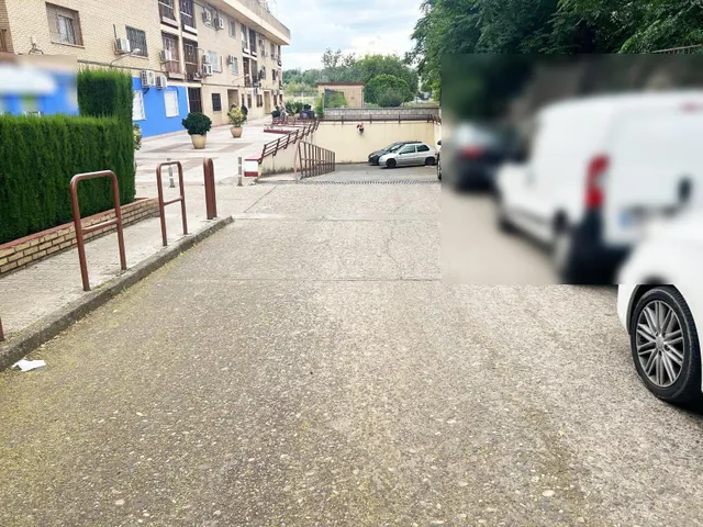 ¡¡ GARAJE EN LA AVENIDA DE CÁDIZ !! - foto 4