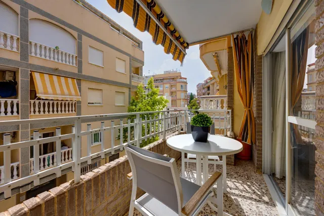 Piso de tres dormitorios a escasos 200 metros de la playa del cura — 9